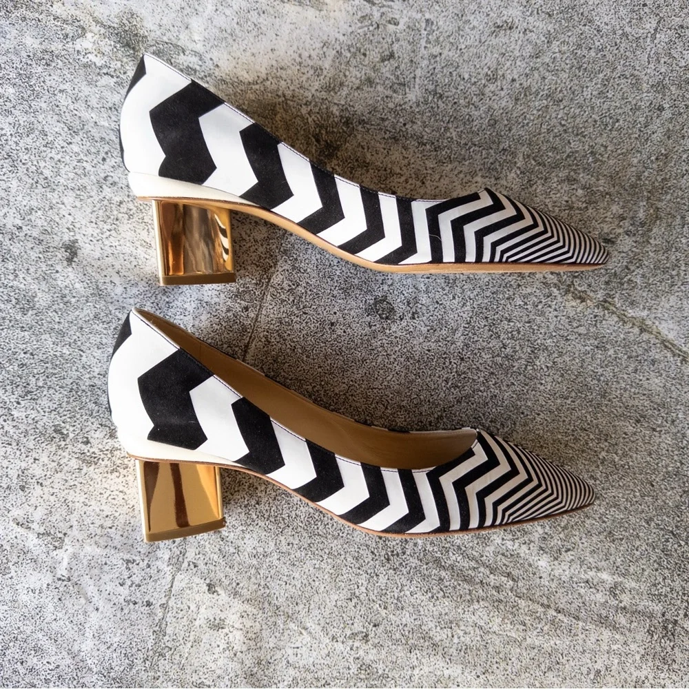 Nicholas Kirkwood Black and White Chevron‎ Suede and Leather Kitten Heel Pumps